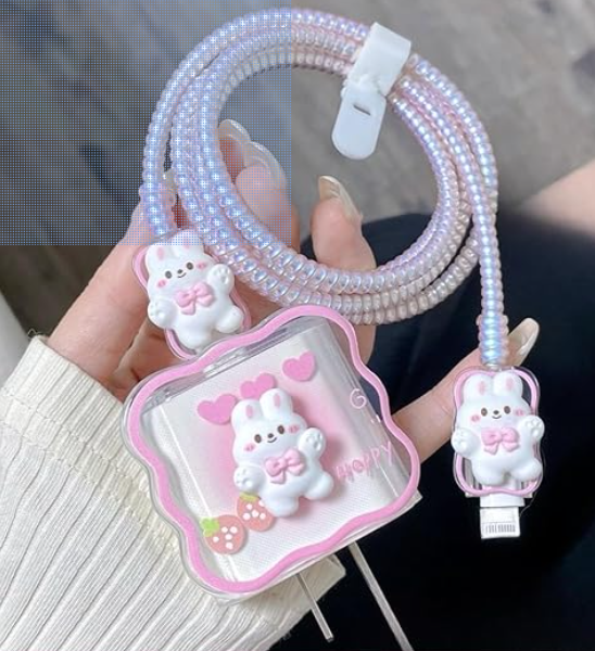 Adorable Bear Charger Case – Protective Cartoon Cover for iPhone Charger (18W–20W)